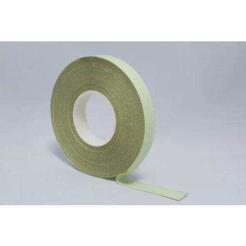 Banda antiderapanta luminoasa de calitate superioara, 450 de minute - 50 mm x 15 m - Alba