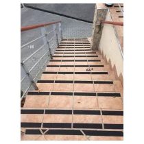 Banda antiderapanta neagra Enhanced Rough - 50 mm x 18,3 m