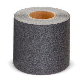 Umed,ud,cu sosete si descult