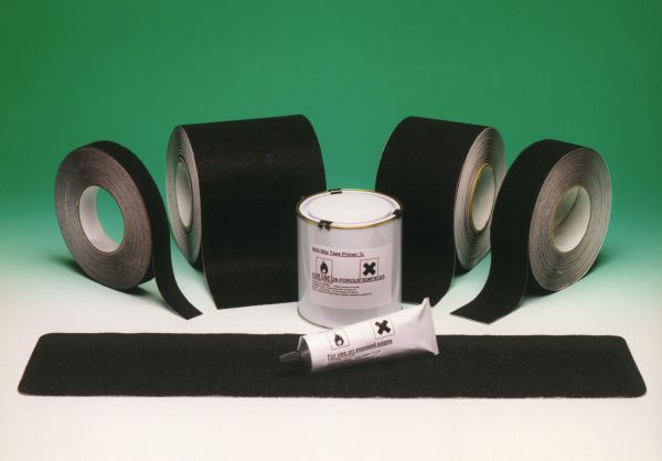 Benzi antiderapante, foi, placi. Fal 2001 kft.